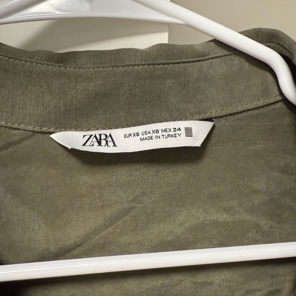 Zara Flowy Crop Top in Green - Picture 5 of 8